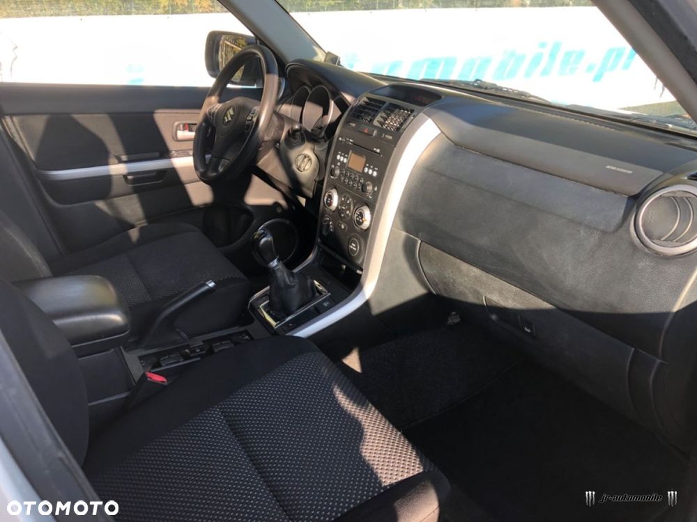 Suzuki Grand Vitara - 3