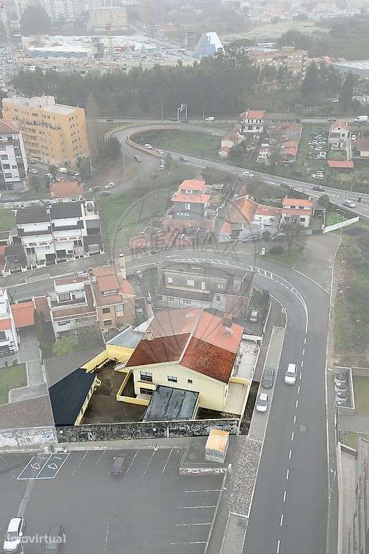 Moradia T1 para venda - Grande imagem: 3/37