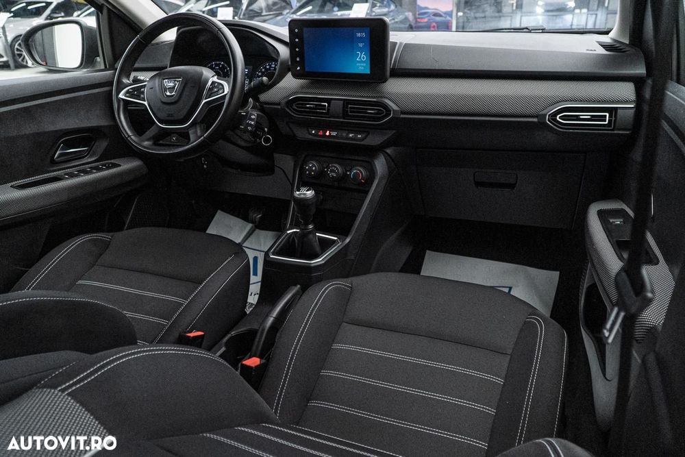 Dacia Logan TCe 90 MT6 Prestige - 3