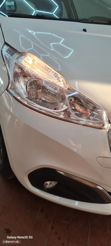 Peugeot 208 PureTech 68 Active - 6