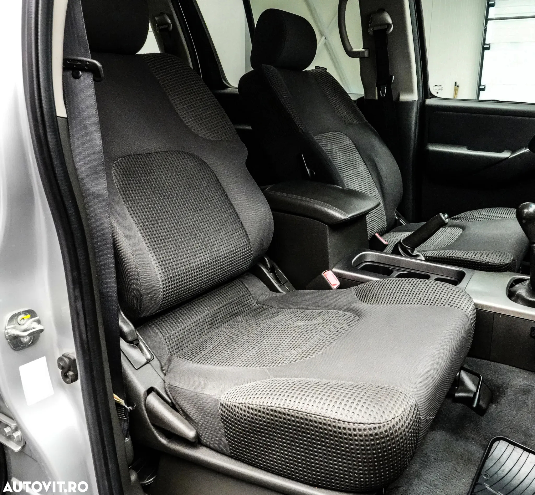Nissan Pathfinder 2.5 dCi LE Plus - 15