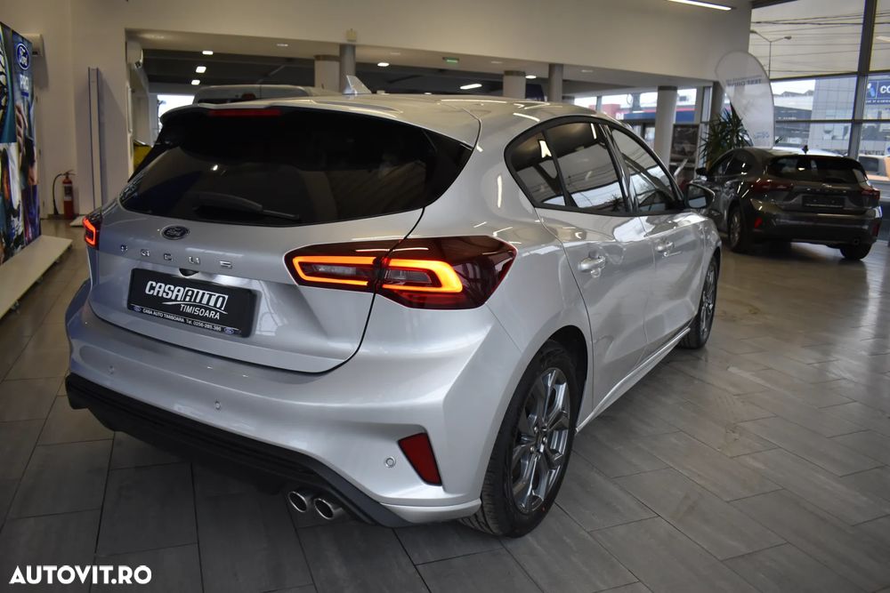 Ford Focus - 9