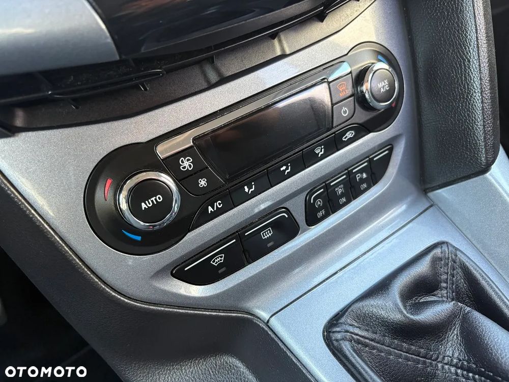 Ford Focus - 13