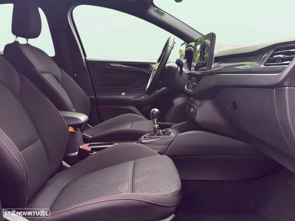 Ford Focus - 16
