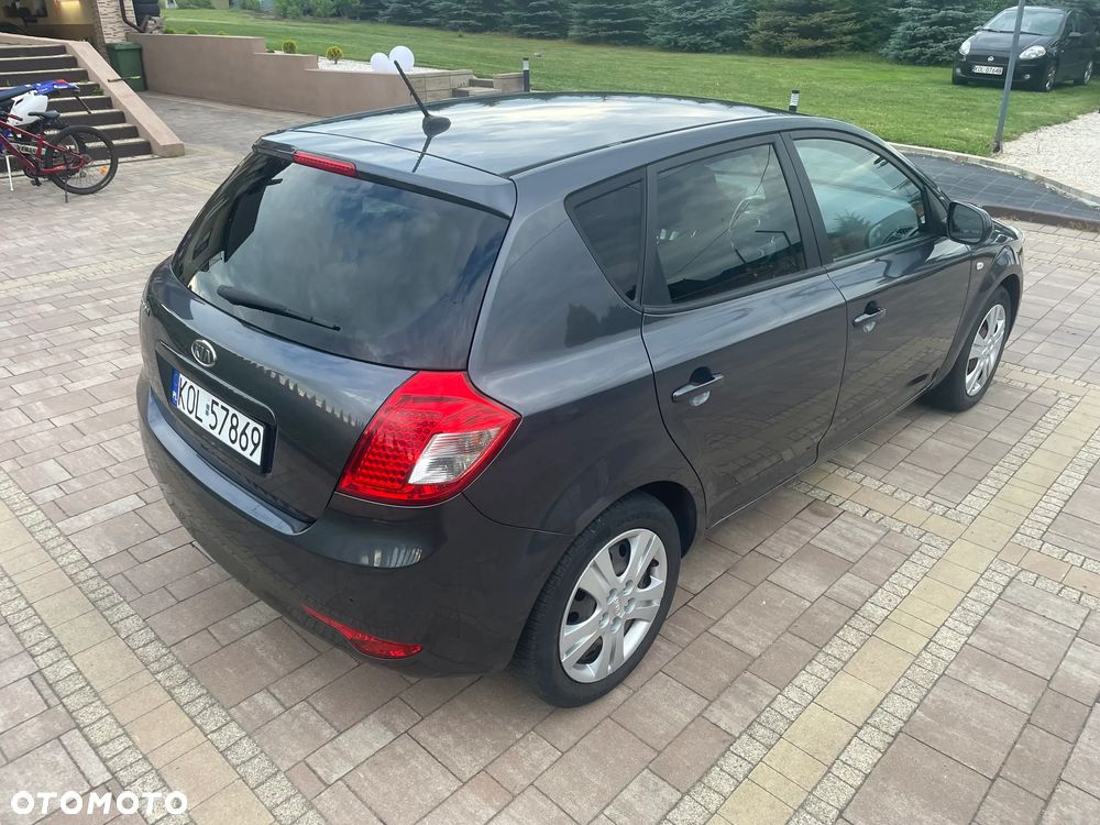 Kia Ceed 1.4 CVVT Spirit - 5