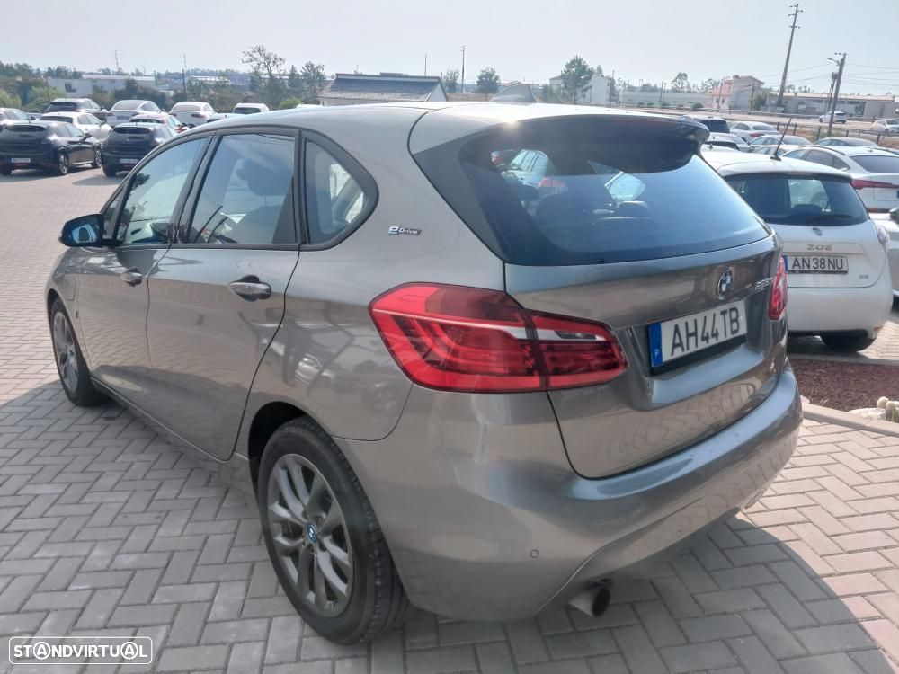 BMW 225xe Active Tourer Line Luxury - 4