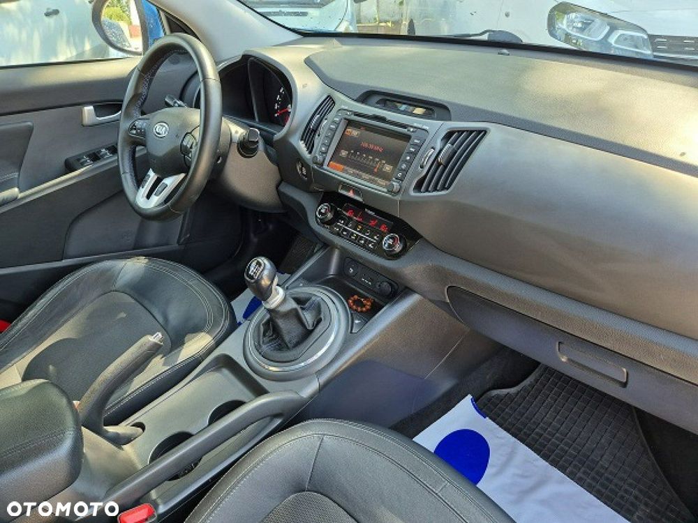 Kia Sportage - 16