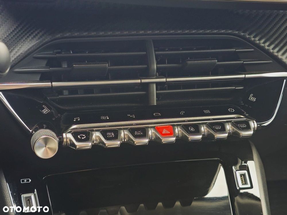 Peugeot 2008 1.2 PureTech Allure Pack S&S EAT8 - 20