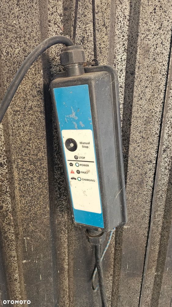 Mitsubishi Outlander 2.0 4WD Plug-In Hybrid Plus - 23