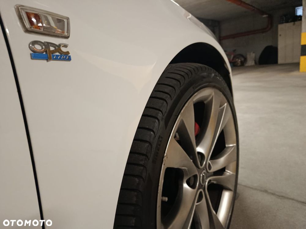 Opel Insignia 2.8 T V6 Cosmo 4x4 - 2