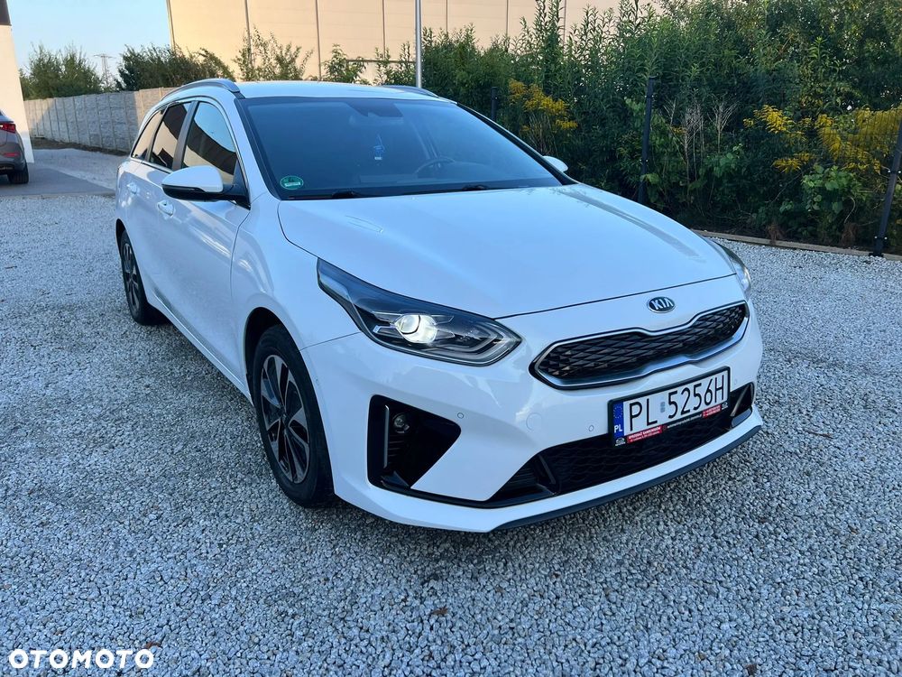 Kia Ceed SW 1.6 GDI DCT OPF Plug-in-Hybrid Spirit - 19