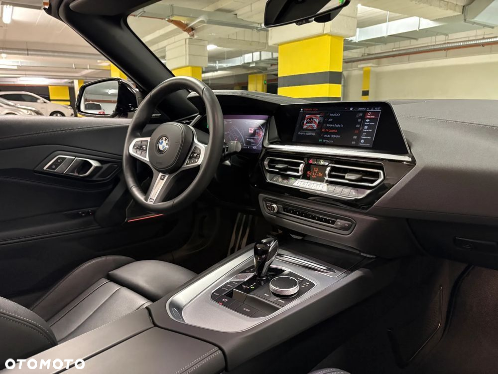 BMW Z4 sDrive20i - 14