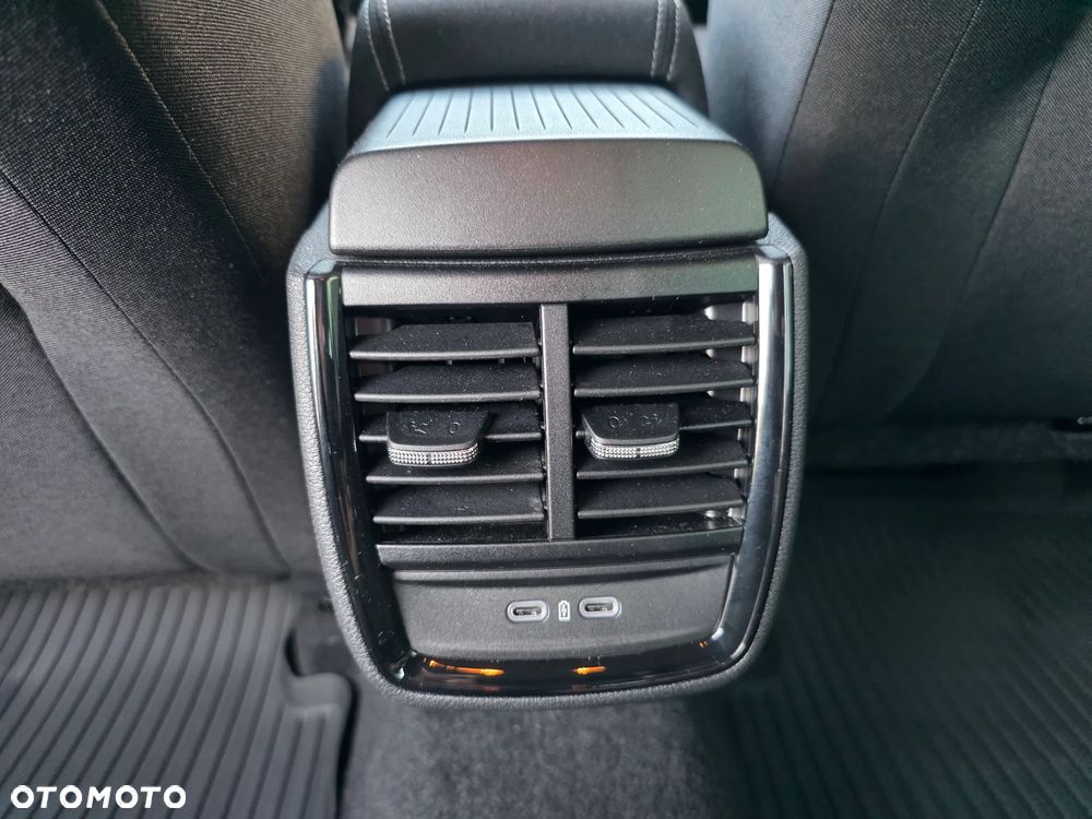 Skoda Kamiq 1.0 TSI Selection DSG - 20