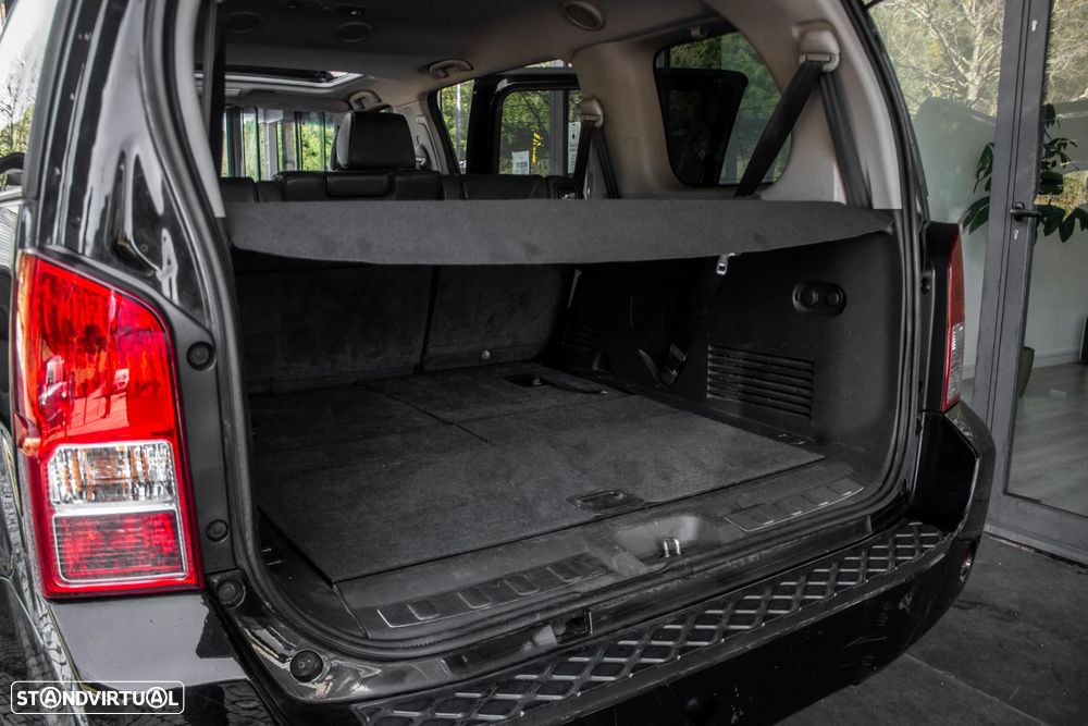 Nissan Pathfinder 2.5 dCi Aut. SE - 26