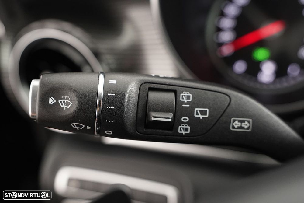 Mercedes-Benz V 250 d Longo Avantgarde - 16