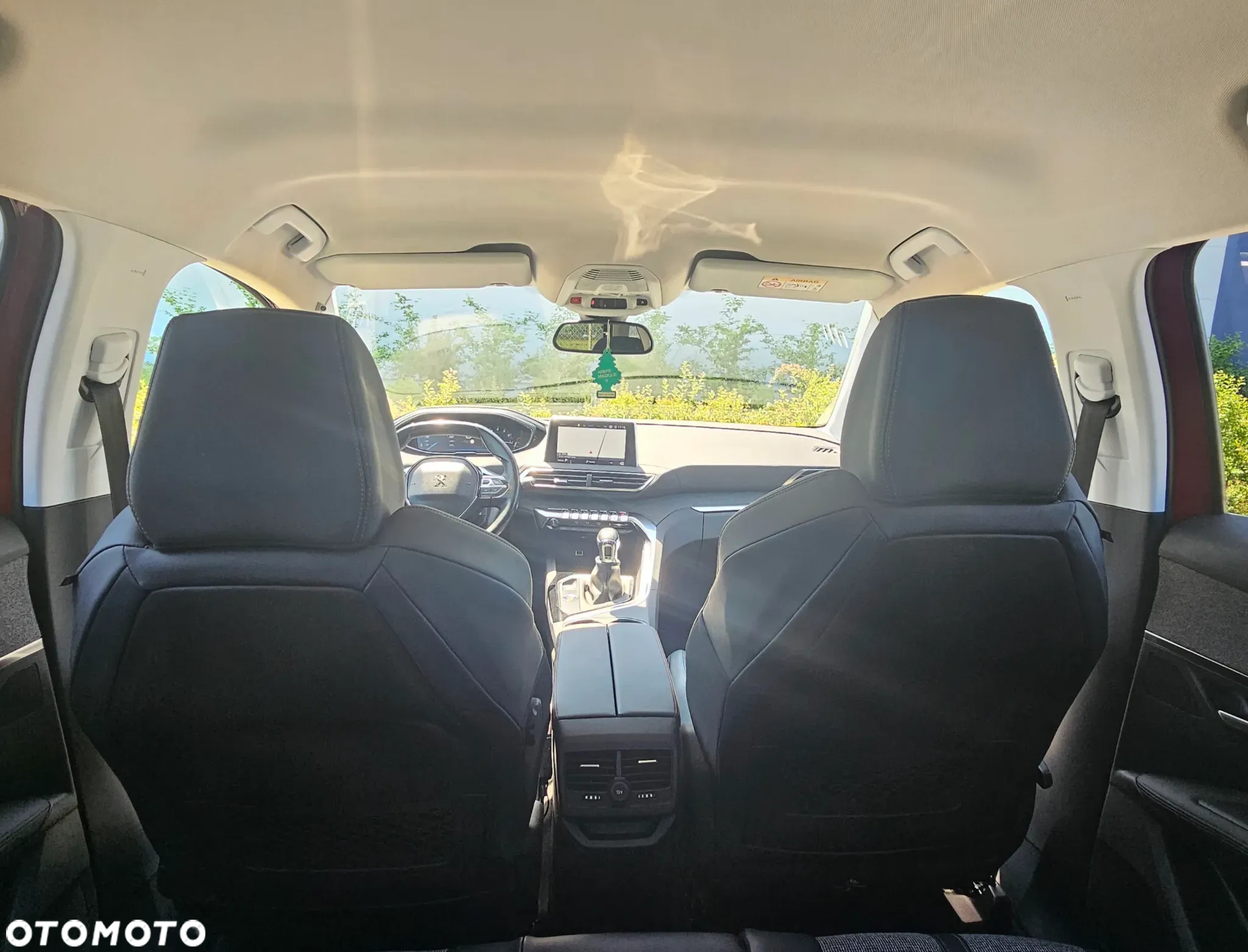 Peugeot 3008 1.2 PureTech Allure S&S - 9