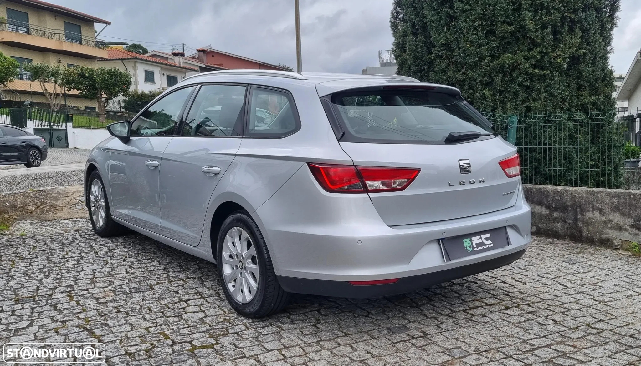 SEAT Leon ST 1.6 TDI Reference Ecomotive - 7