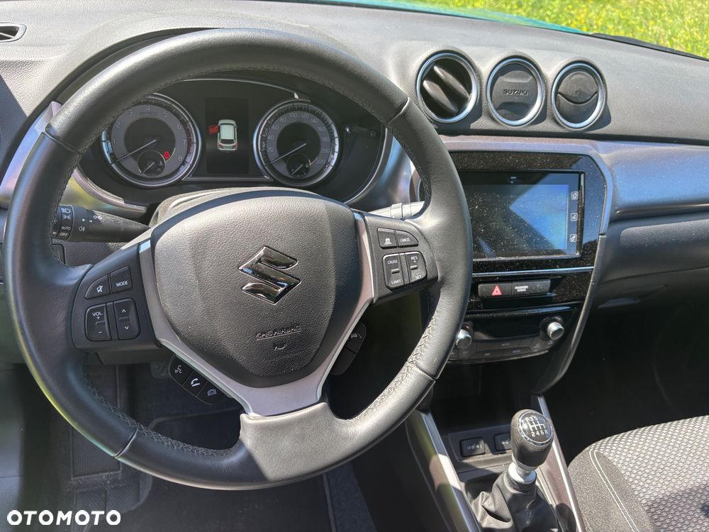 Suzuki Vitara 1.4 Boosterjet Premium 2WD - 17