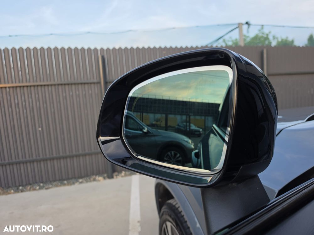 Volvo XC 90 B5 D AWD Geartronic RDesign - 36