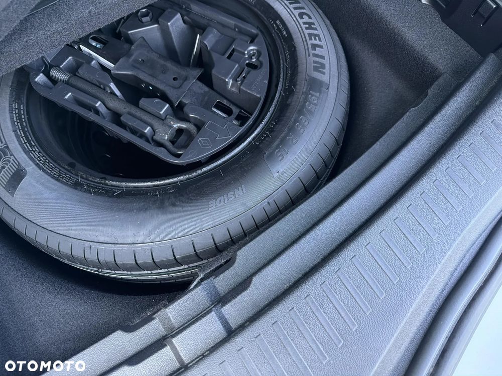 Renault Megane 1.3 TCe FAP Techno - 19