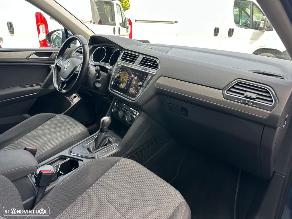 VW Tiguan Allspace 2.0 TDI Confortline DSG - 19
