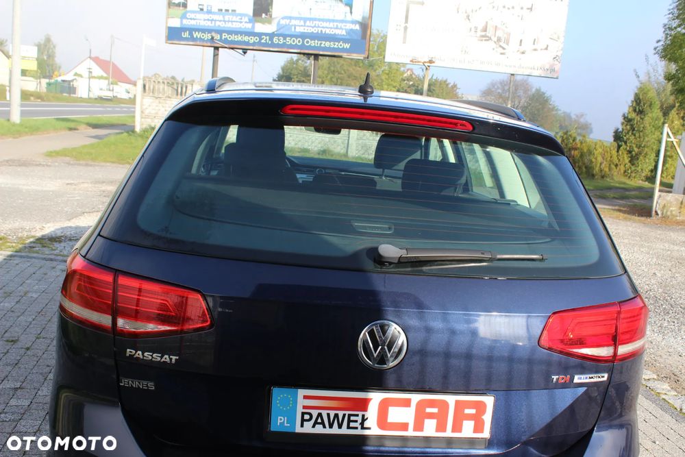 Volkswagen Passat Variant 1.6 TDI SCR DSG Comfortline - 18