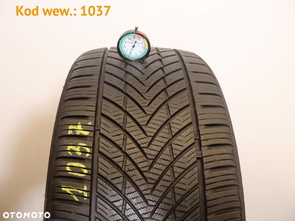 Tracmax All Season Trac Saver X-privilo - 245/40 R18 - 1