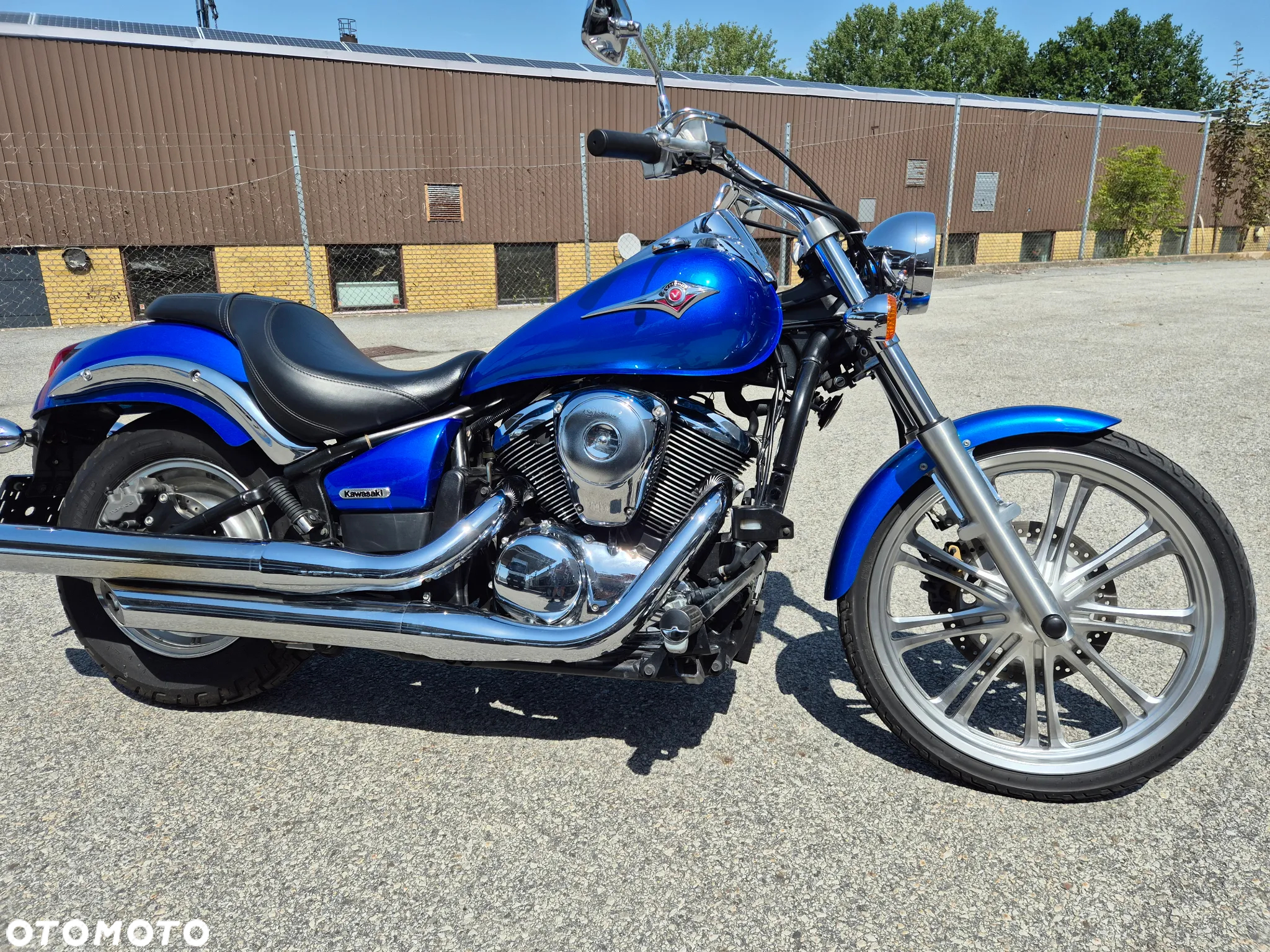 Suzuki Intruder - 16