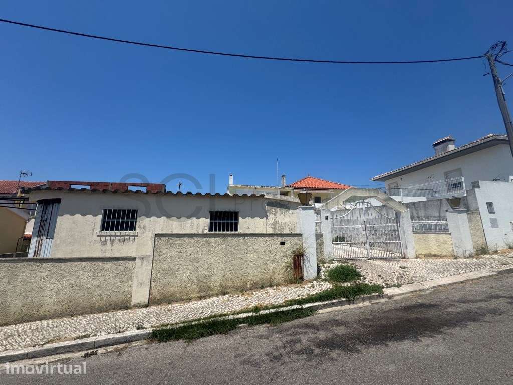 Terreno de 325 m2 Charneca de Caparica Próximo à Praia - Grande imagem: 3/20