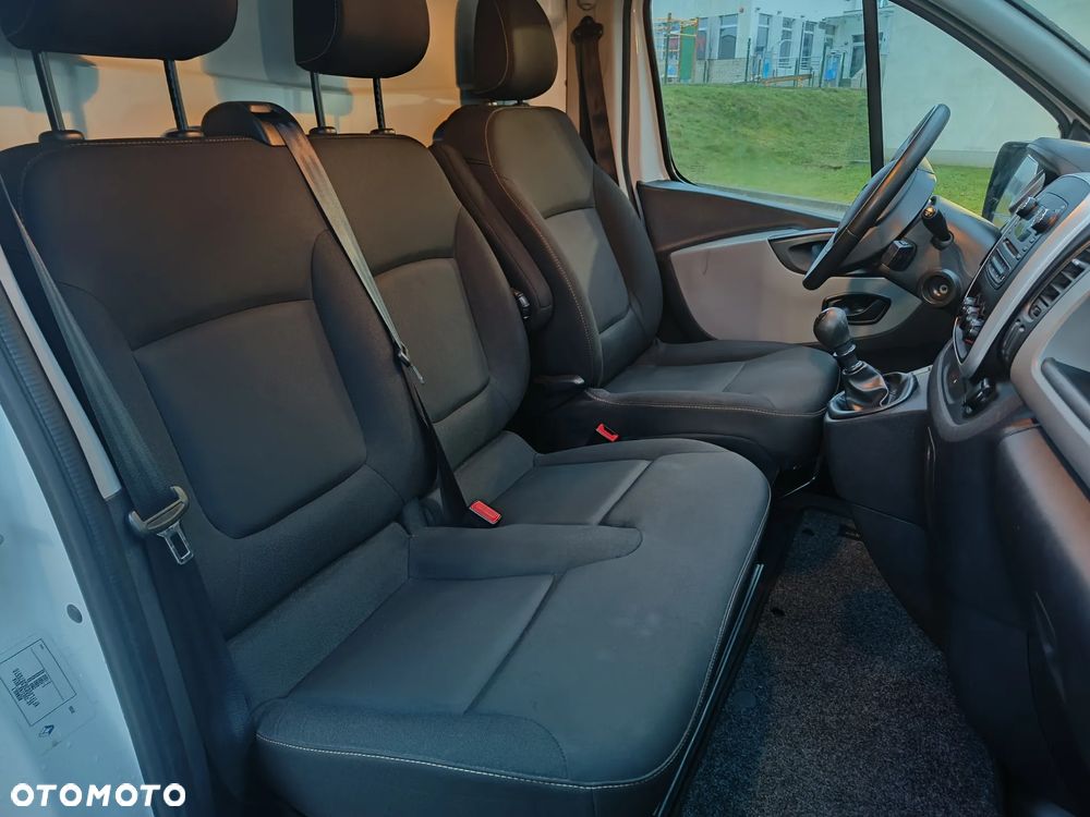 Renault Trafic - 17
