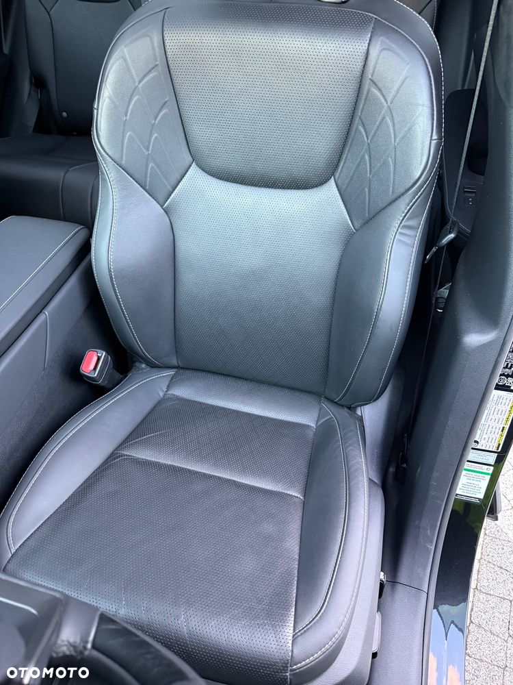 Lexus RX - 9