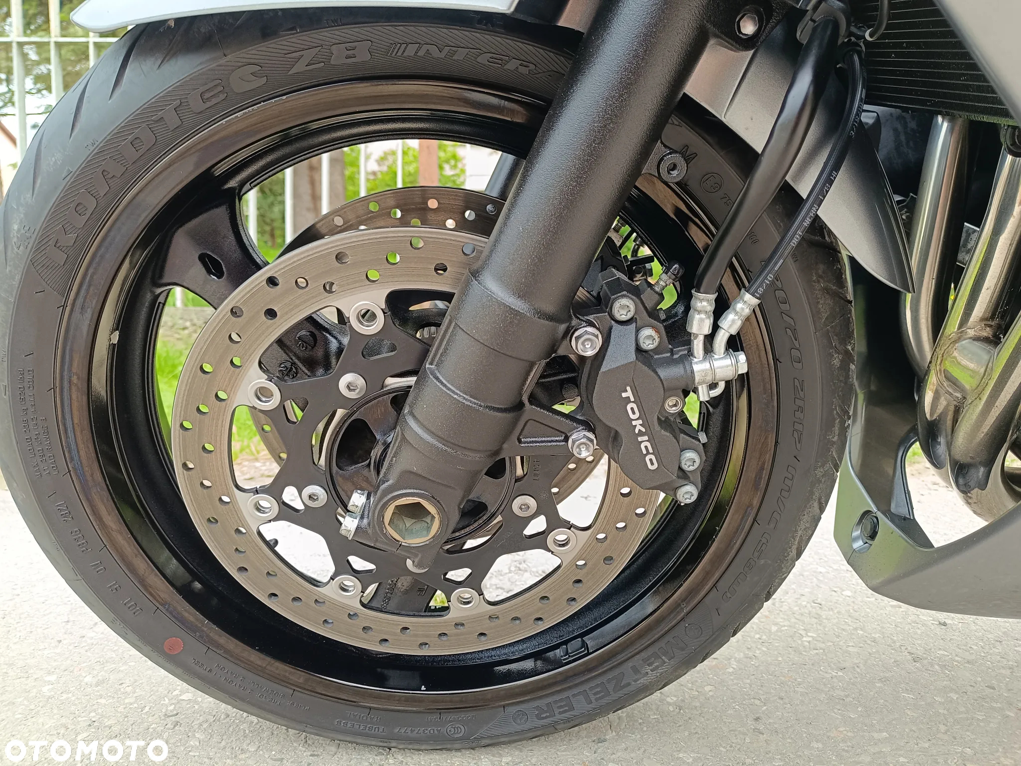 Suzuki GSX - 12