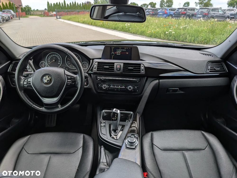 BMW Seria 3 318d Edition Luxury Line Purity - 25
