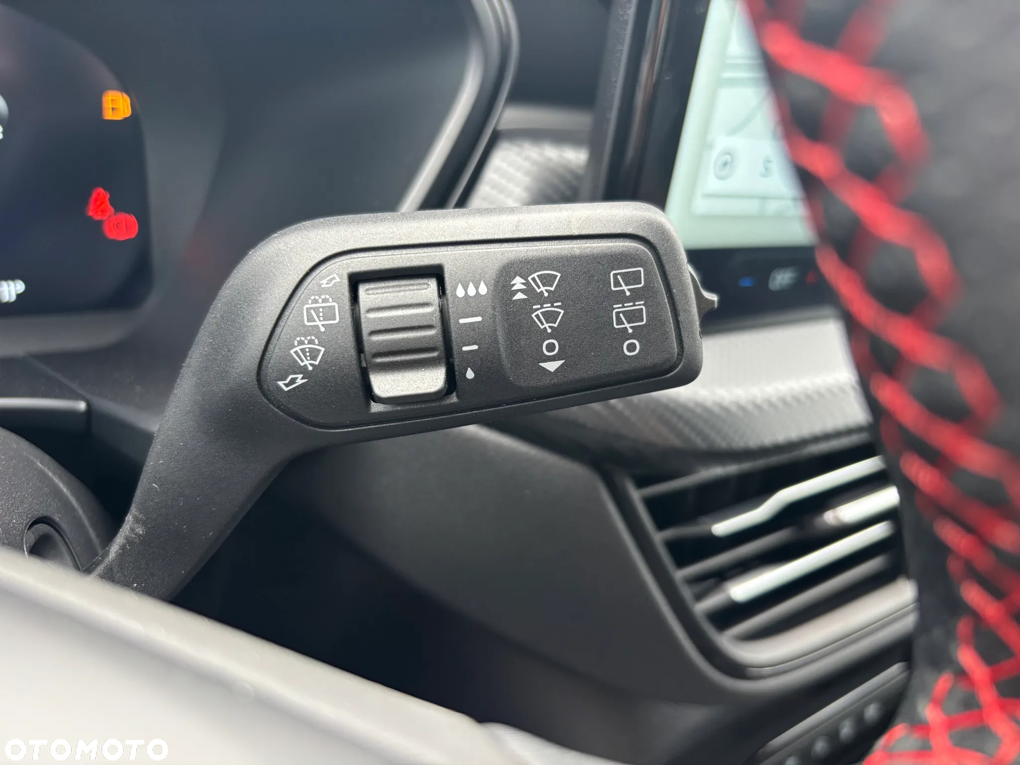 Ford Kuga 1.5 EcoBoost FWD ST-Line - 30