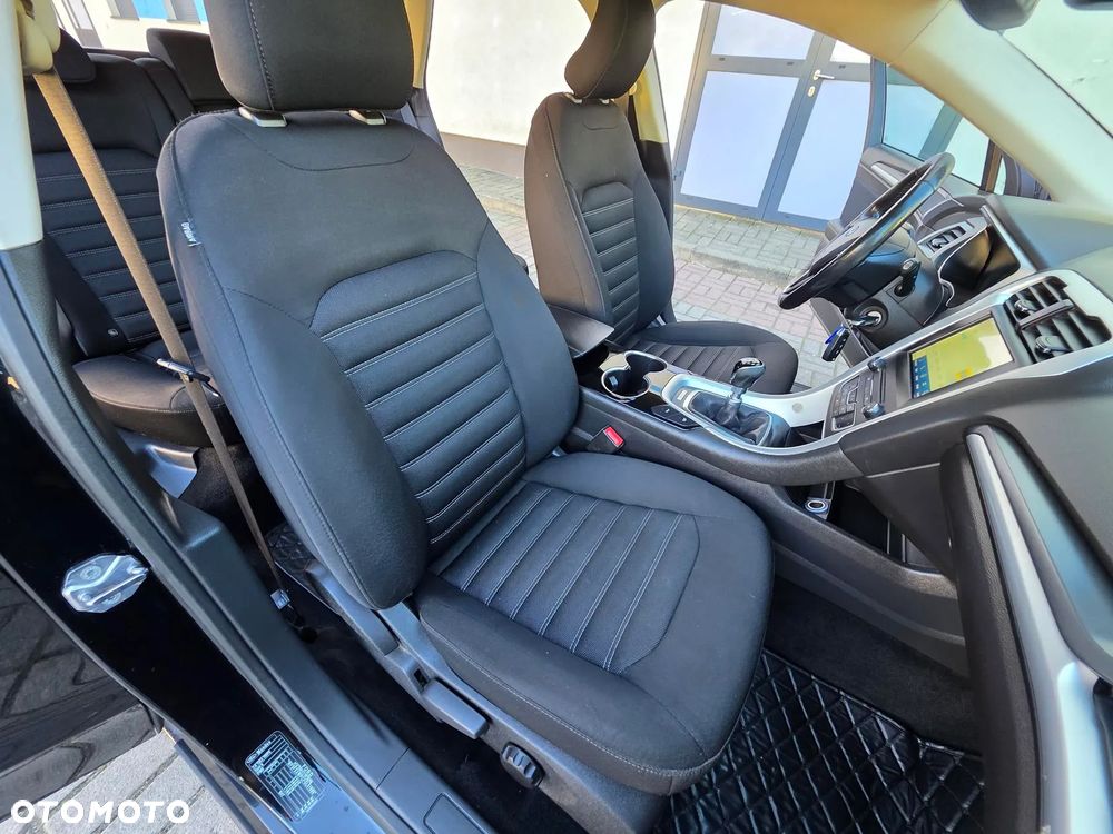 Ford Mondeo 2.0 TDCi Titanium - 28