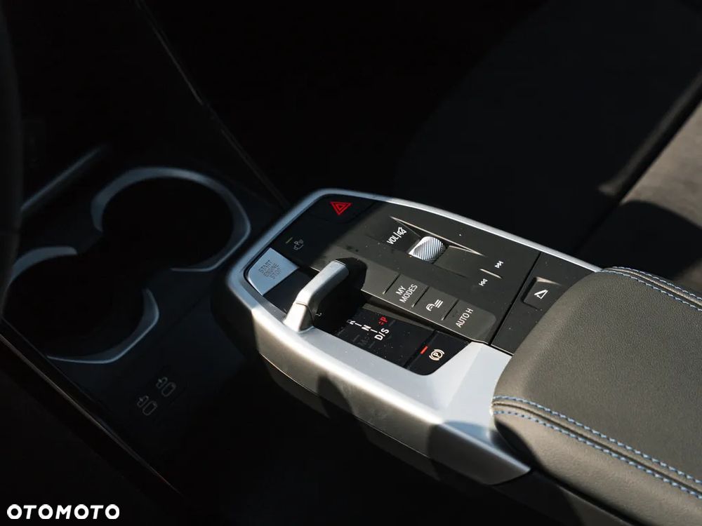 BMW X1 xDrive23i M Sportpaket - 11