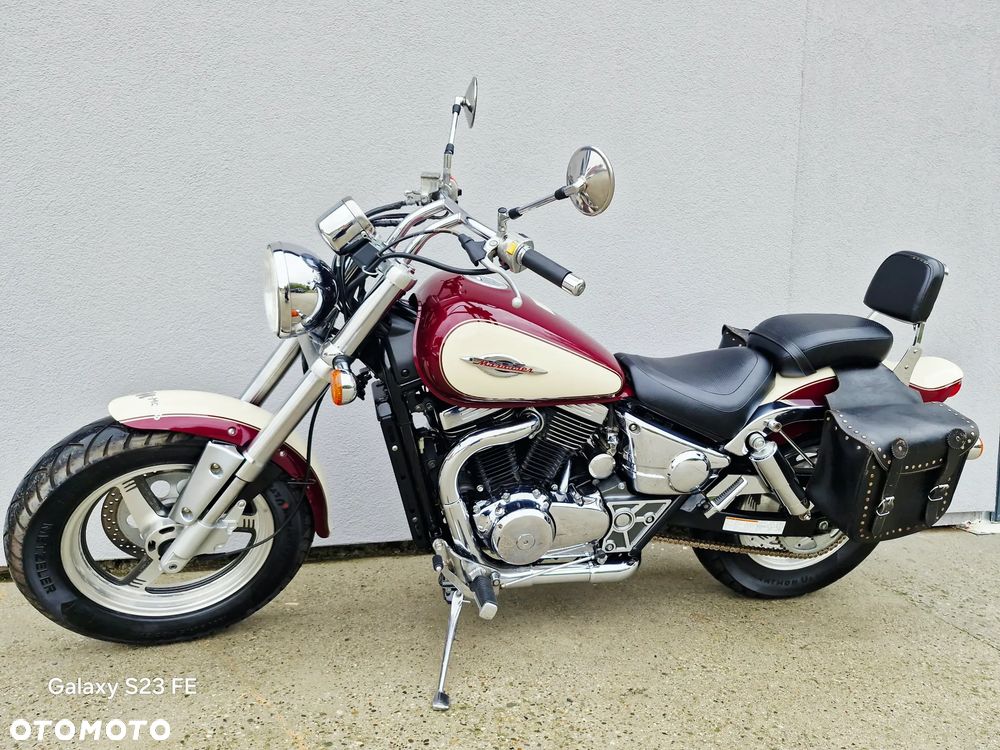 Suzuki Marauder - 23