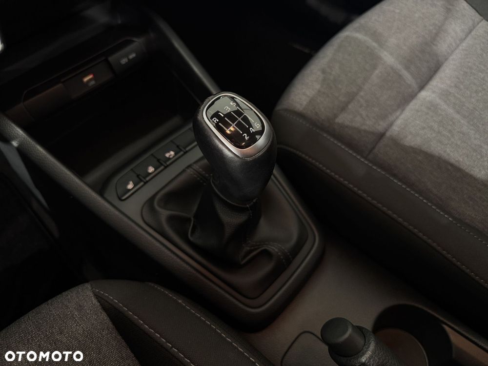 Kia Stonic - 25