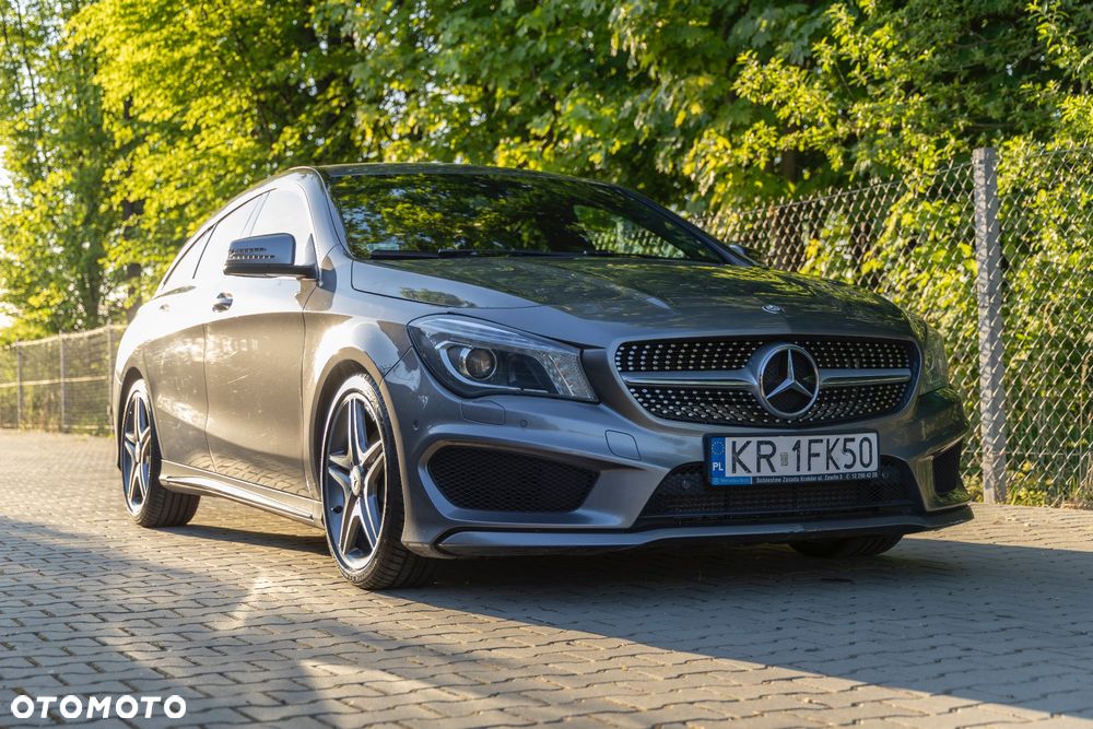 Mercedes-Benz CLA 200 7G-DCT AMG Line - 13