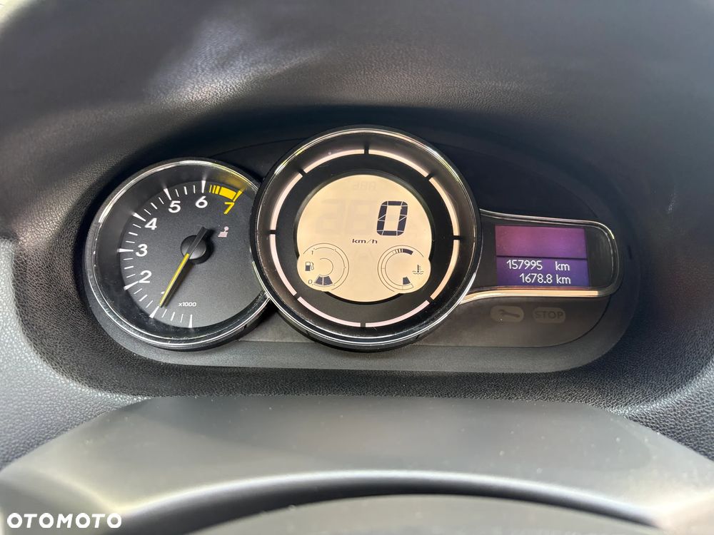Renault Megane 1.6 16V Limited - 7