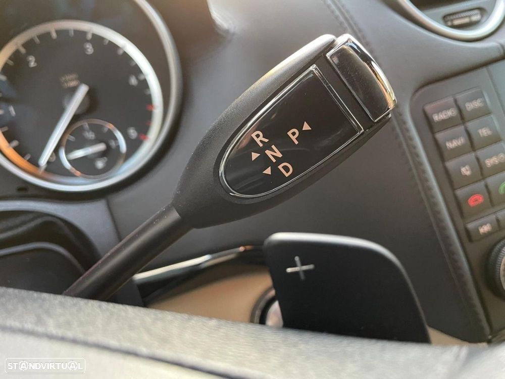 Mercedes-Benz GL 450 CDI — fotografia 32