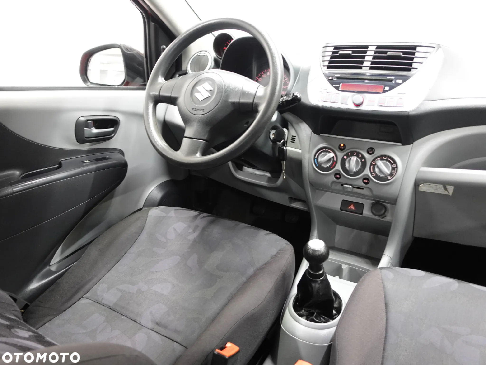 Suzuki Alto 1.0 Club - 34