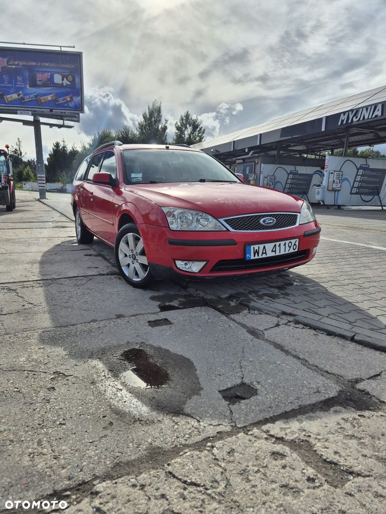 Ford Mondeo 2.0 TDCI DPF Trend - 11
