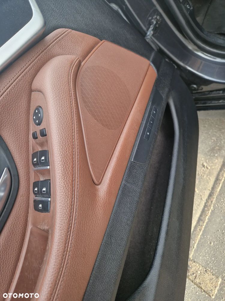 BMW Seria 5 525d xDrive - 20