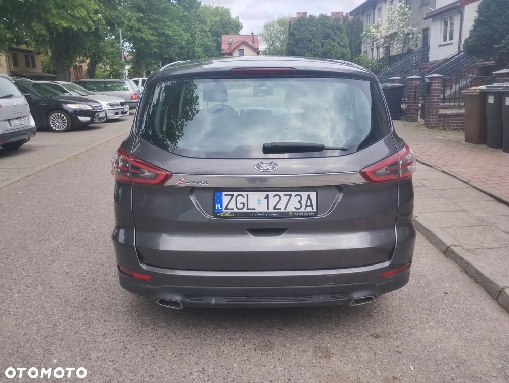 Ford S-Max 2.0 TDCi Titanium PowerShift - 6