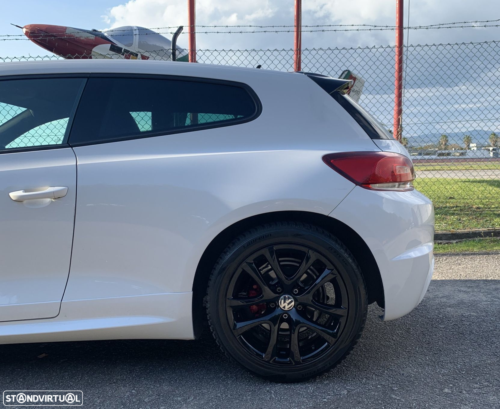 VW Scirocco 2.0 TDI R-Line DSG - 41