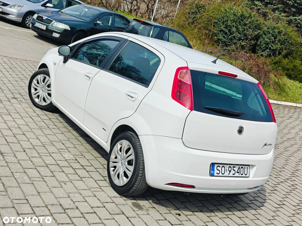 Fiat Grande Punto 1.4 8V Emotion - 1