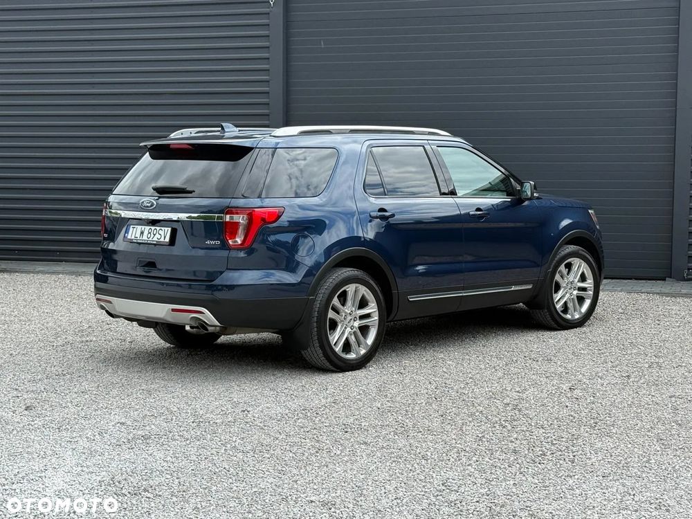 Ford Explorer - 19