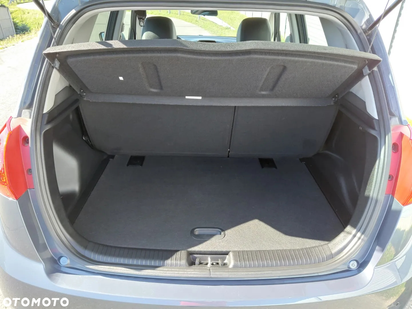 Kia Venga 1.4 CVVT Business Line - 14