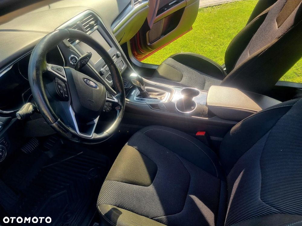 Ford Mondeo 2.0 TDCi Titanium PowerShift - 11